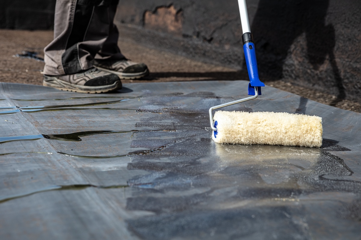 Step By Step Rubber Roof Repair Guide